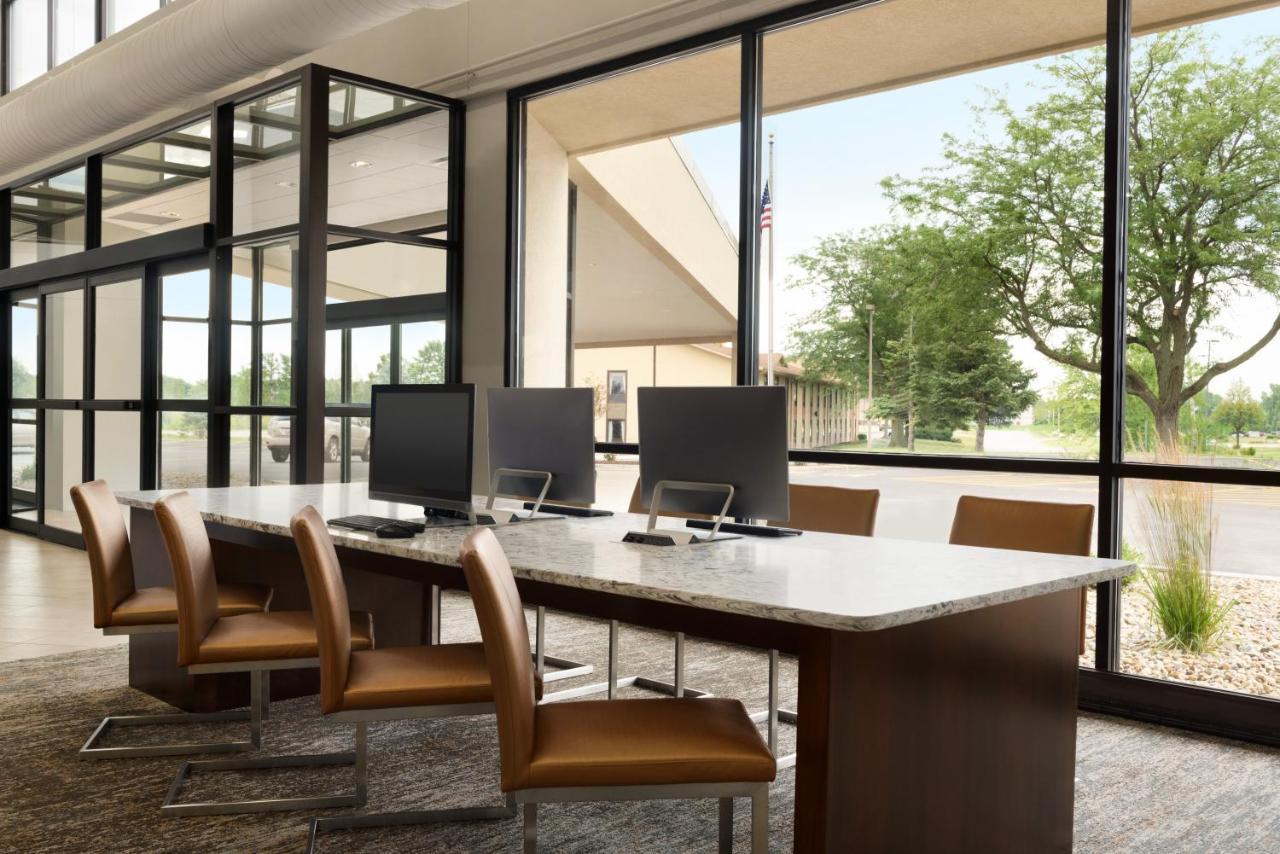 Holiday Inn - Bloomington - Normal By Ihg Exterior photo