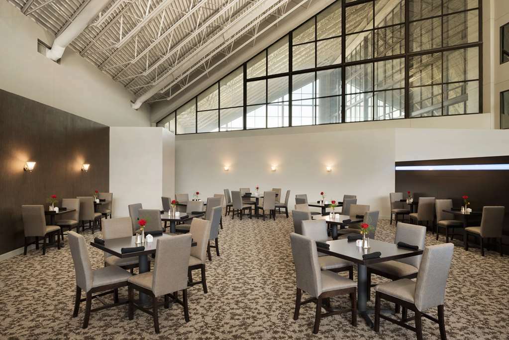 Holiday Inn - Bloomington - Normal By Ihg Restaurant photo