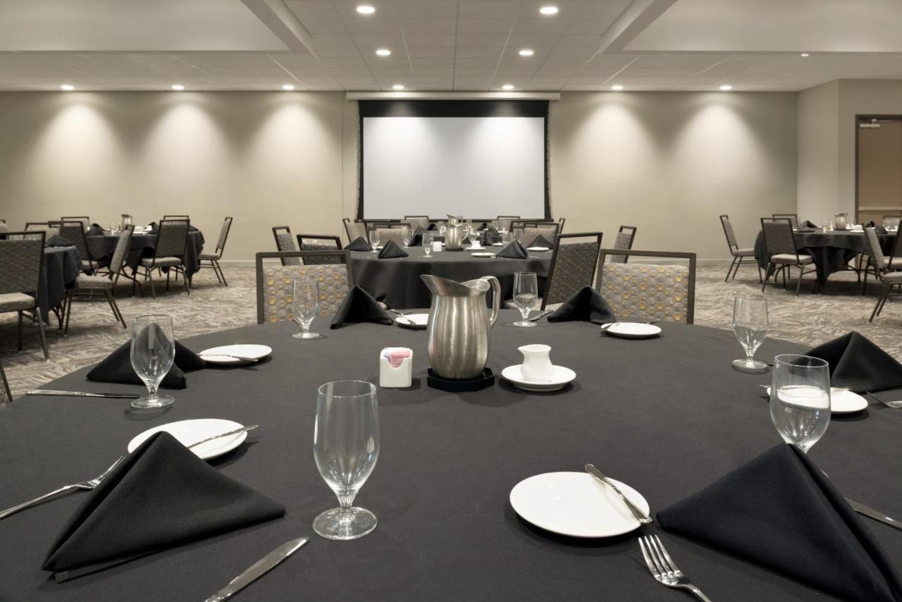 Holiday Inn - Bloomington - Normal By Ihg Exterior photo